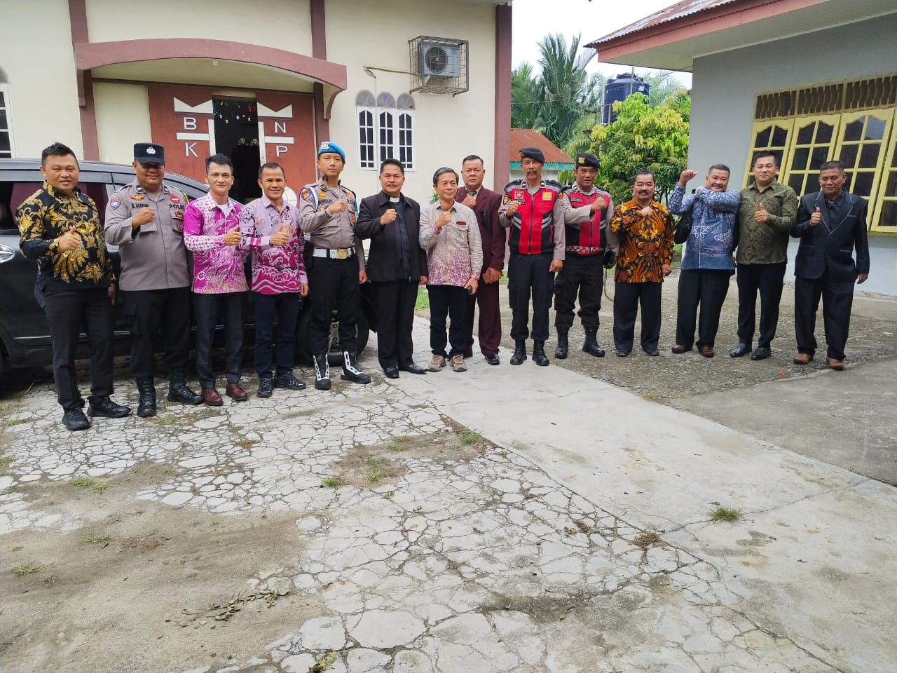 Preses Teheli Lafau S.Th. Melantikan Pengurus Baru Ketua BPMJ Dan Satua Niha Keriso ( SNK),” Baru Dermawan Giawa