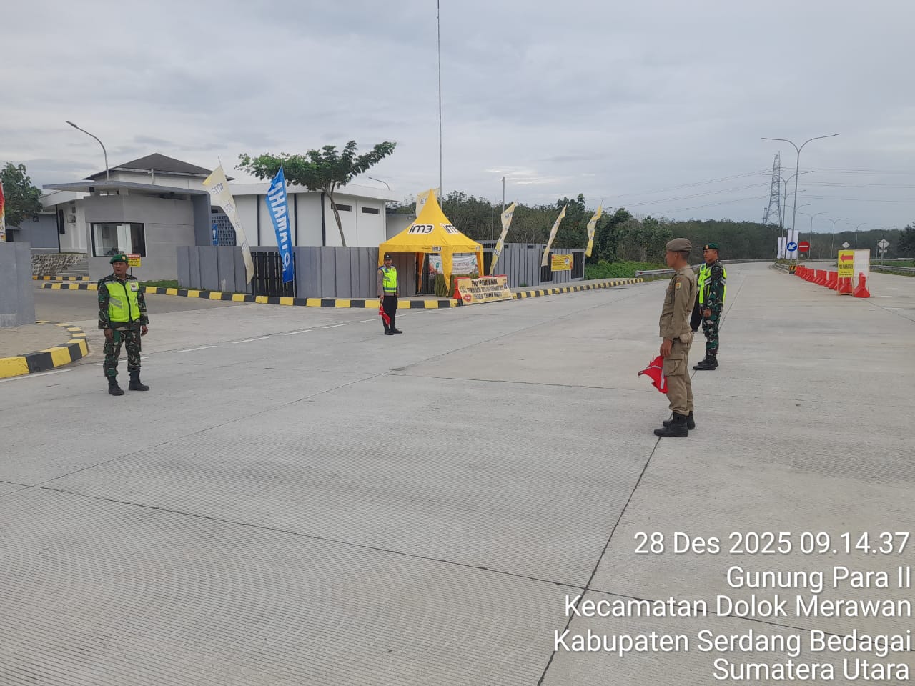Ops Lilin Toba-2025, Pos Yan Pintu Tol Dolok Merawan Atur Lalu Lintas dan Live Report