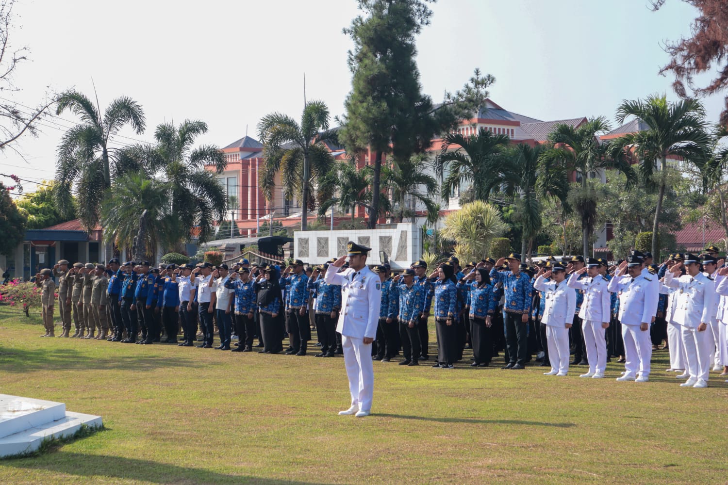 Wali Kota Tebing Tinggi Pimpin Upacara Peringatan Hari Otonomi Daerah Ke 30 Tahun  2026